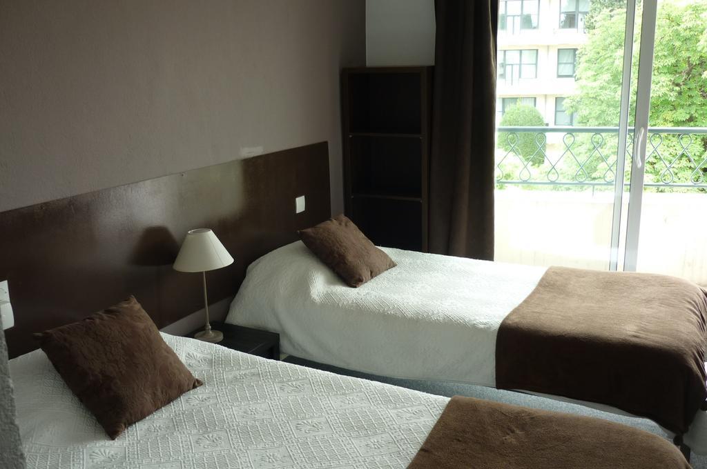 L'Hospitalet Saint Charles Montpellier Room photo